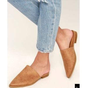 Report Pointed Toe Mules